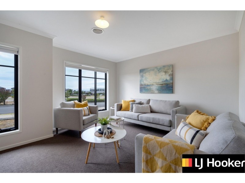 45 Welland Drive, Mickleham VIC 3064