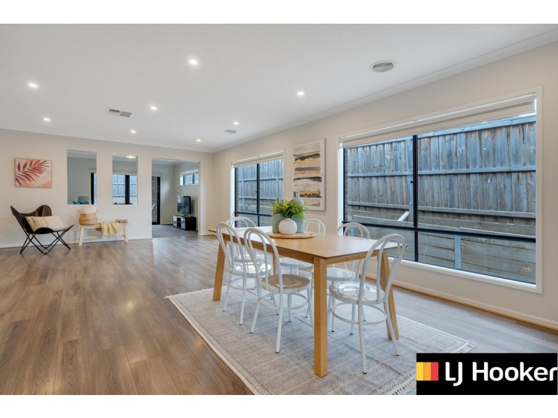 45 Welland Drive, Mickleham VIC 3064