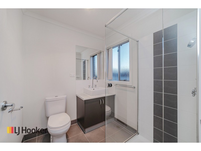 2 Korab Place, Roxburgh Park VIC 3064