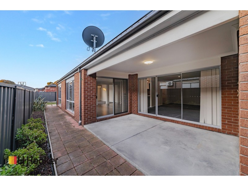 2 Korab Place, Roxburgh Park VIC 3064