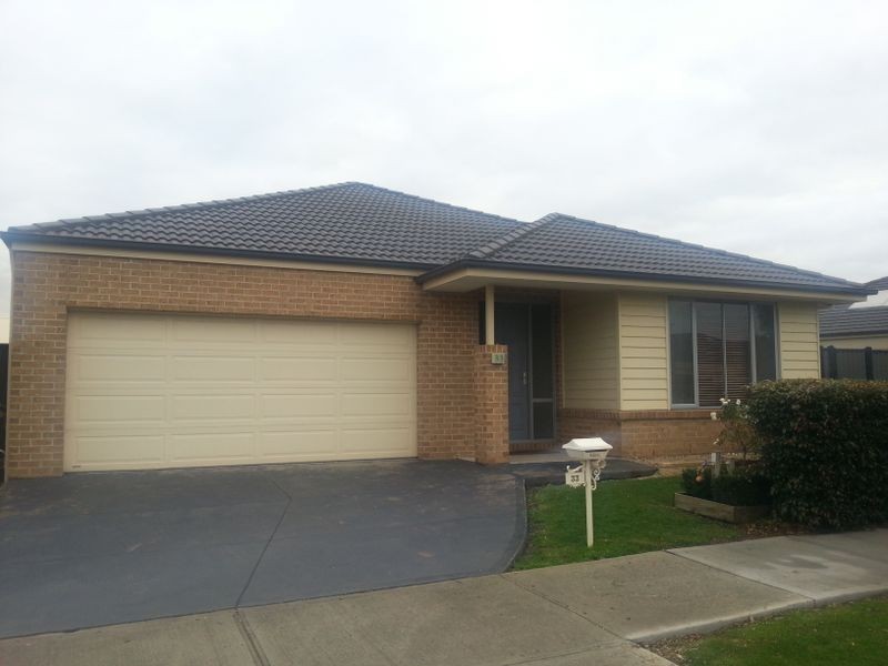 33 Wattletree St, Craigieburn VIC 3064