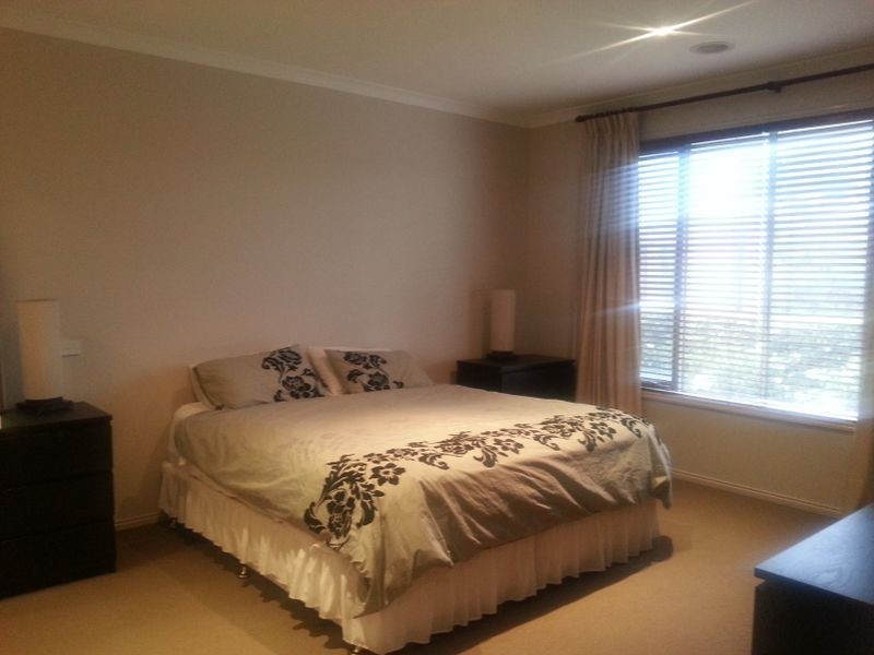 33 Wattletree St, Craigieburn VIC 3064