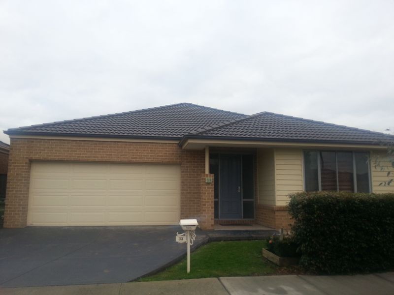 33 Wattletree St, Craigieburn VIC 3064