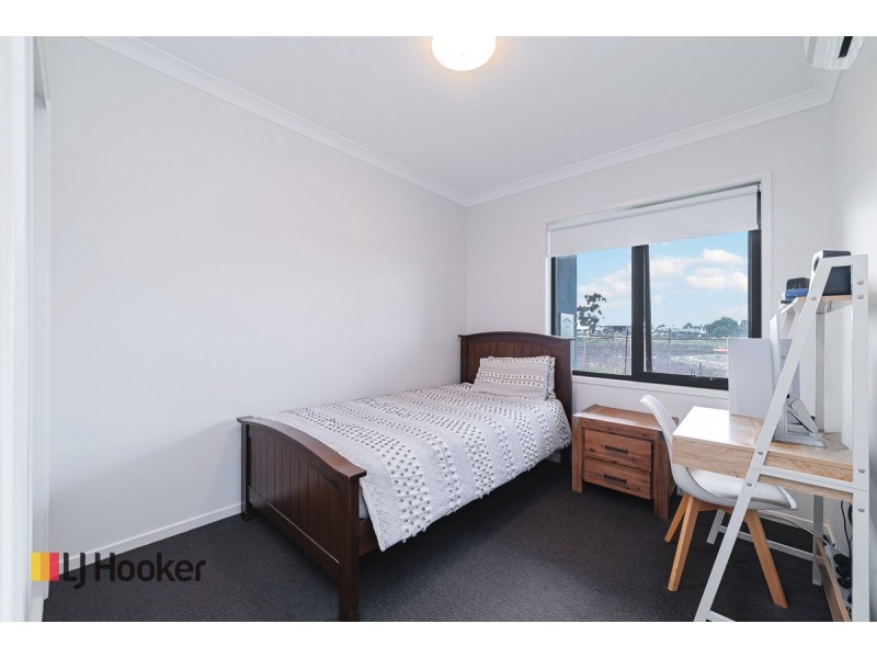 1 Ometepe Walk, Craigieburn VIC 3064