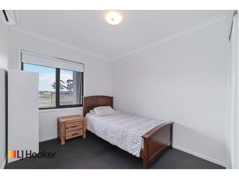 1 Ometepe Walk, Craigieburn VIC 3064