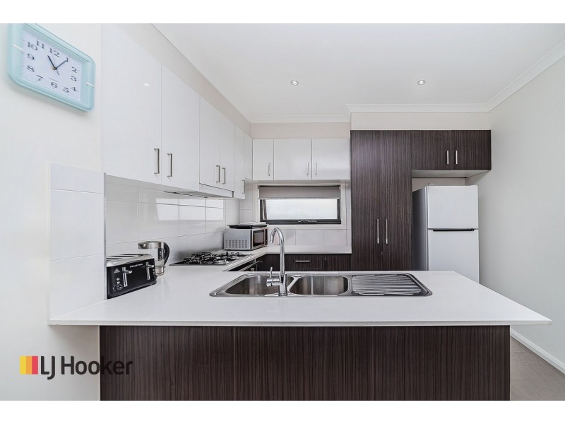 52 Brunswick Crescent, Craigieburn VIC 3064