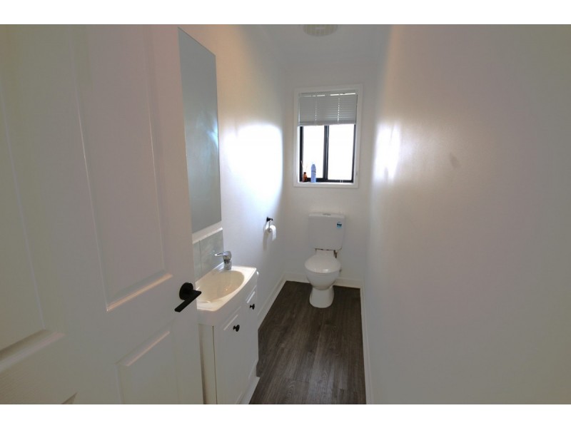 10 Dartmoor Court, Craigieburn VIC 3064