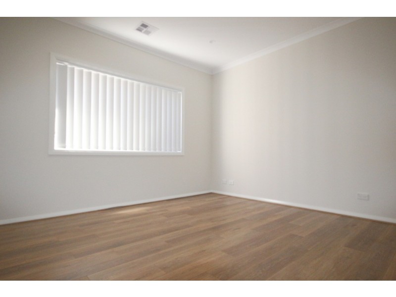 37 Fortitude Drive, Craigieburn VIC 3064