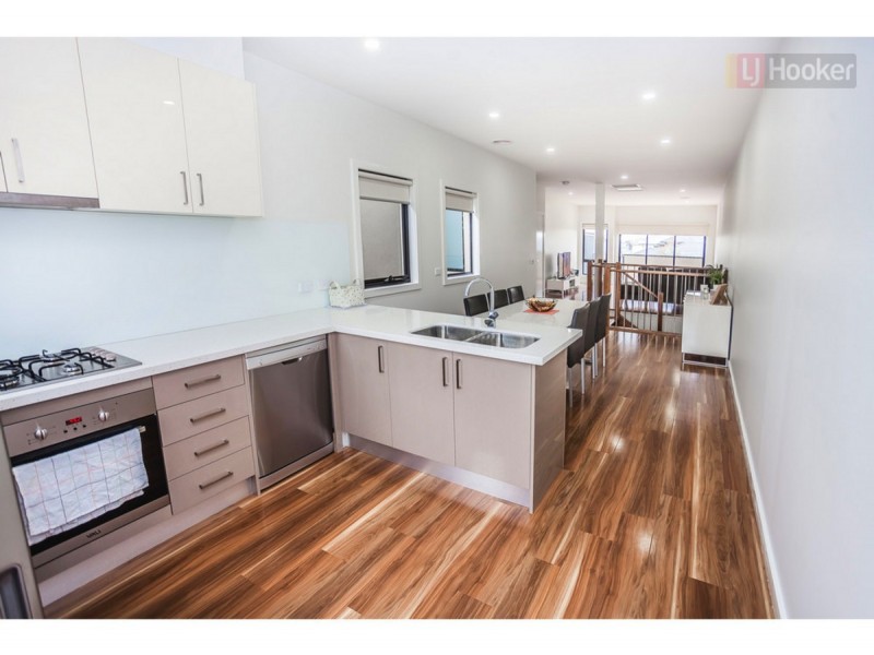 26 Faith Road, Craigieburn VIC 3064