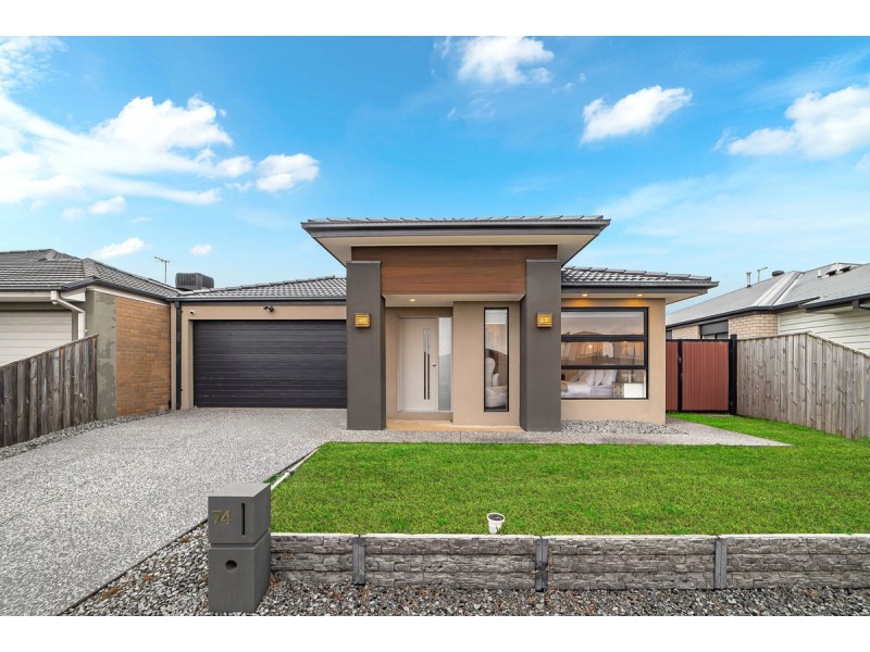 74 Brossard Road, Mickleham VIC 3064