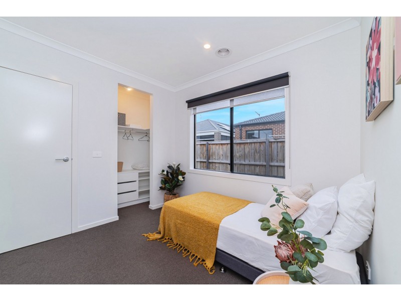 74 Brossard Road, Mickleham VIC 3064