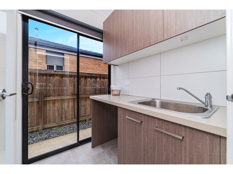 74 Brossard Road, Mickleham VIC 3064