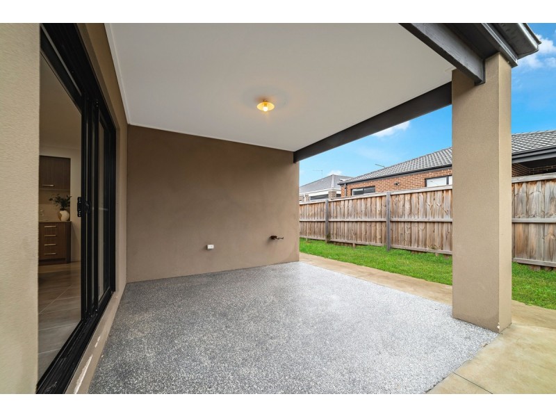 74 Brossard Road, Mickleham VIC 3064