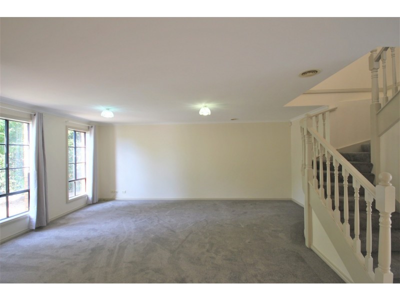 24 Waterbury Turn, Craigieburn VIC 3064