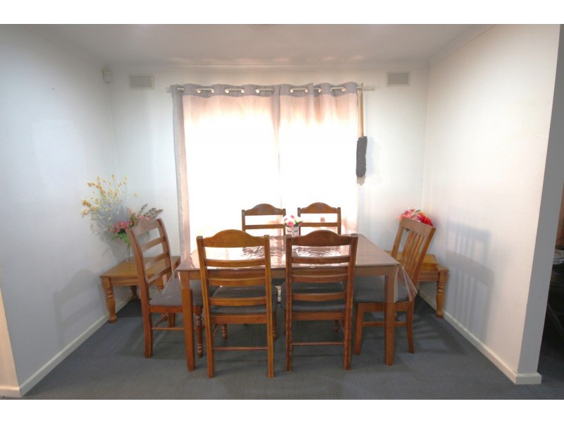 48 Mitford Crescent, Craigieburn VIC 3064