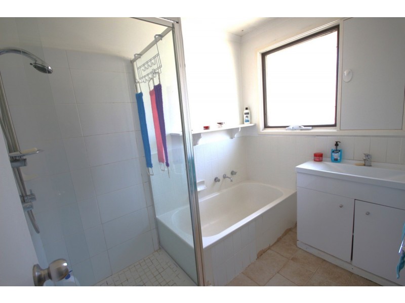 48 Mitford Crescent, Craigieburn VIC 3064