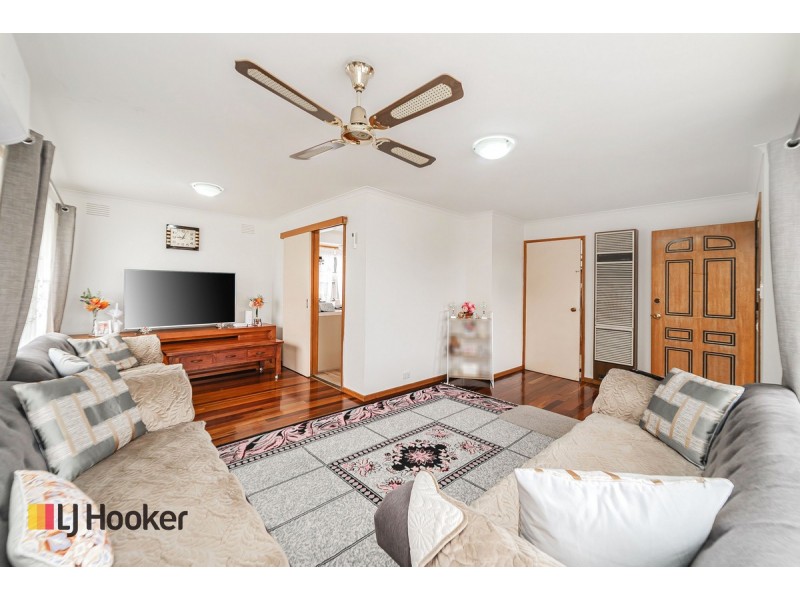 5 Telford Court, Meadow Heights VIC 3048