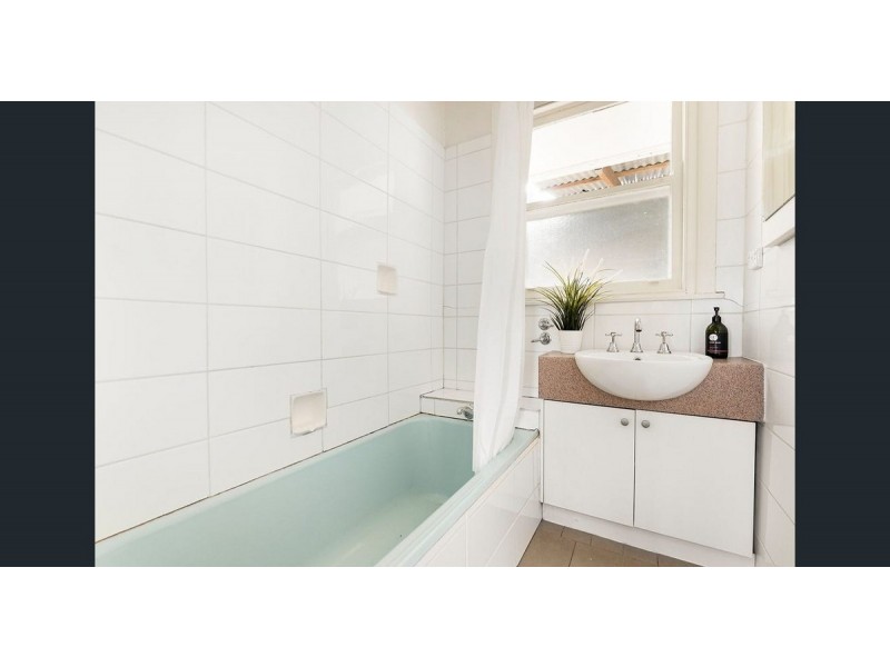 20 Catalina Street, Heidelberg West VIC 3081