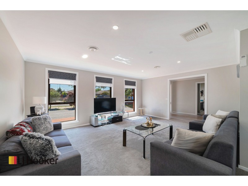 35 Medway Road, Craigieburn VIC 3064