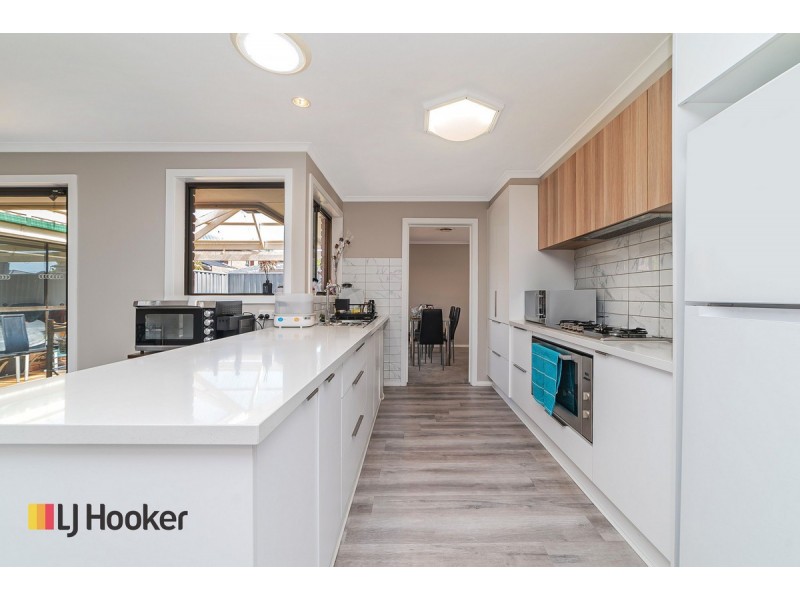 35 Medway Road, Craigieburn VIC 3064
