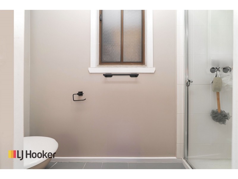 35 Medway Road, Craigieburn VIC 3064