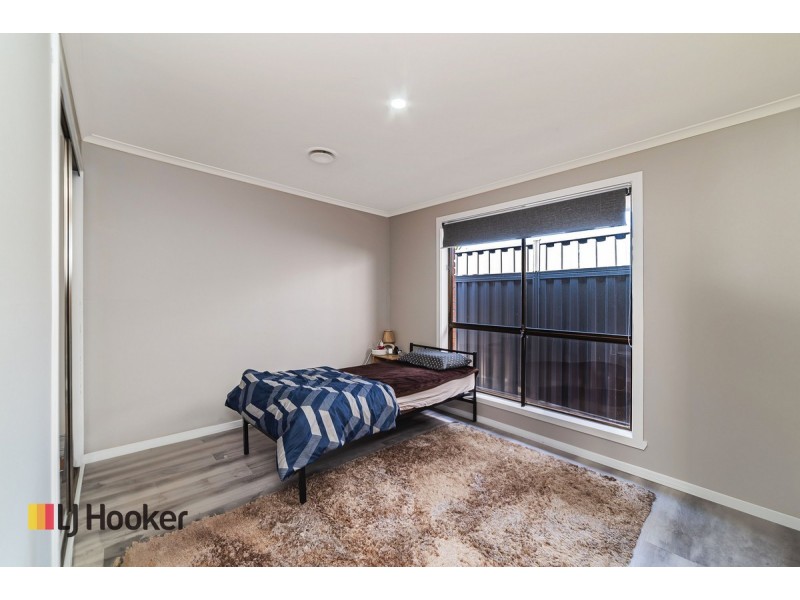 35 Medway Road, Craigieburn VIC 3064