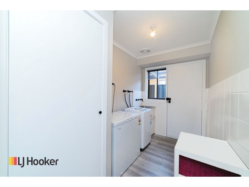 35 Medway Road, Craigieburn VIC 3064