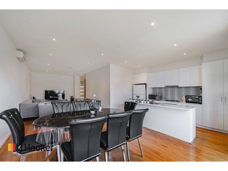 102 Newbury Boulevard, Craigieburn VIC 3064