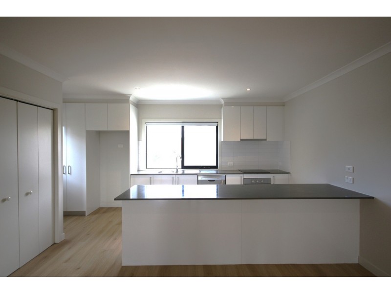18/1-15 Beddison Road, Craigieburn VIC 3064