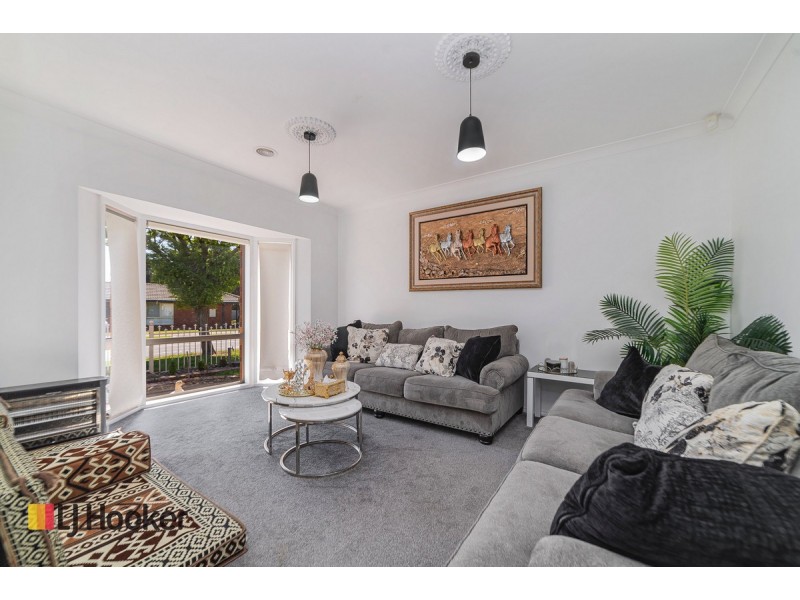 1 Mulberry Pass, Craigieburn VIC 3064