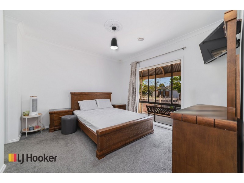 1 Mulberry Pass, Craigieburn VIC 3064