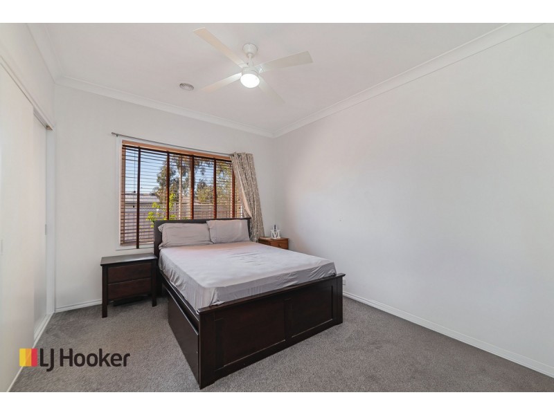 1 Mulberry Pass, Craigieburn VIC 3064