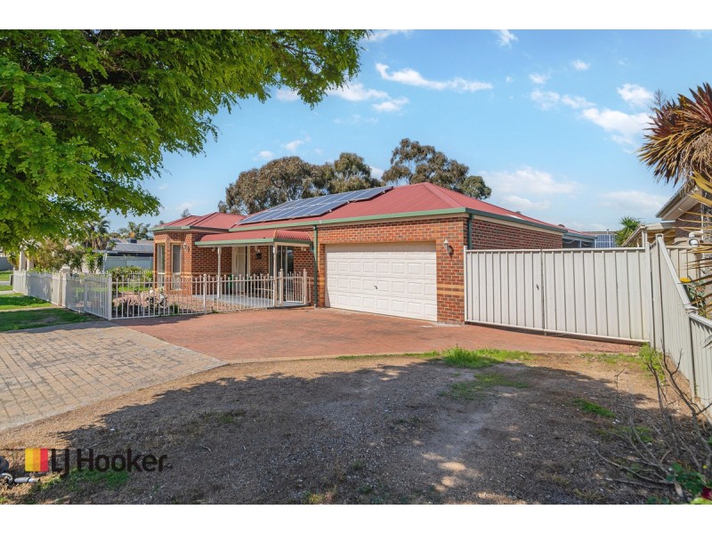 1 Mulberry Pass, Craigieburn VIC 3064