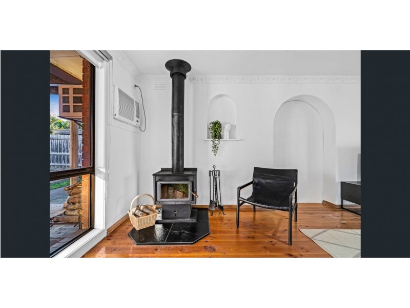 1 Langdon Crescent, Craigieburn VIC 3064