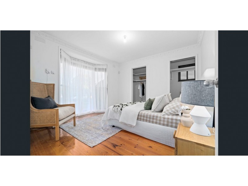 1 Langdon Crescent, Craigieburn VIC 3064