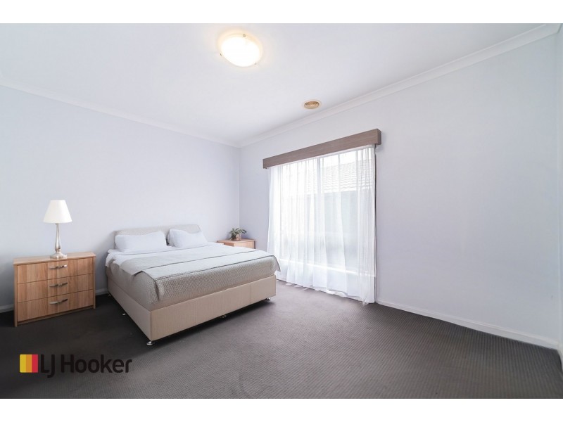 35 Natural Drive, Craigieburn VIC 3064