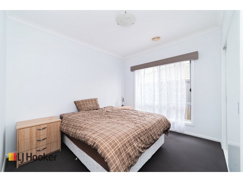 35 Natural Drive, Craigieburn VIC 3064