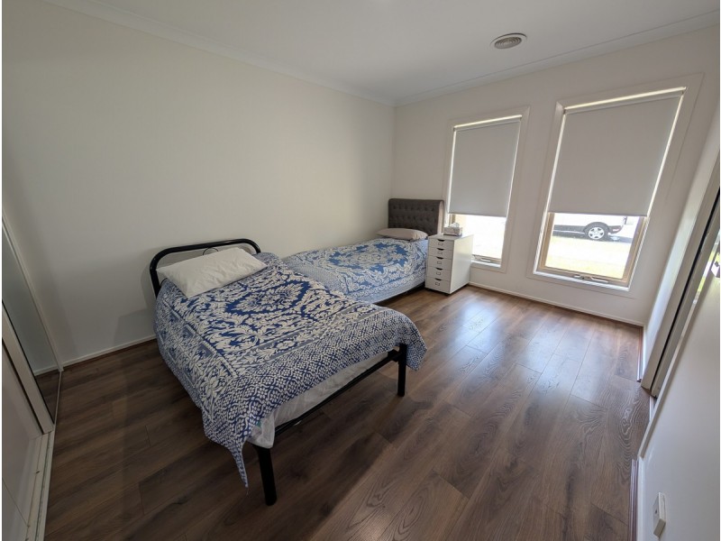 55 Biltmore Crescent, Roxburgh Park VIC 3064