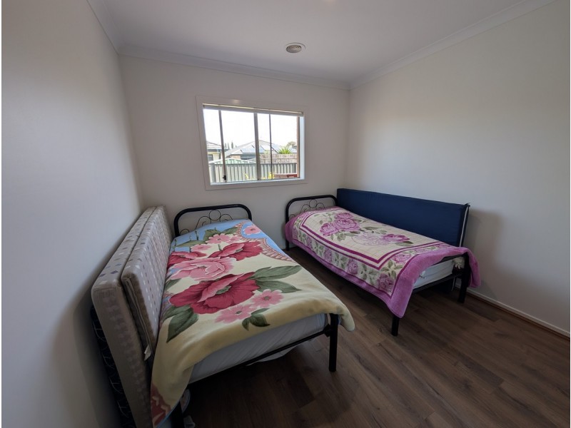 55 Biltmore Crescent, Roxburgh Park VIC 3064