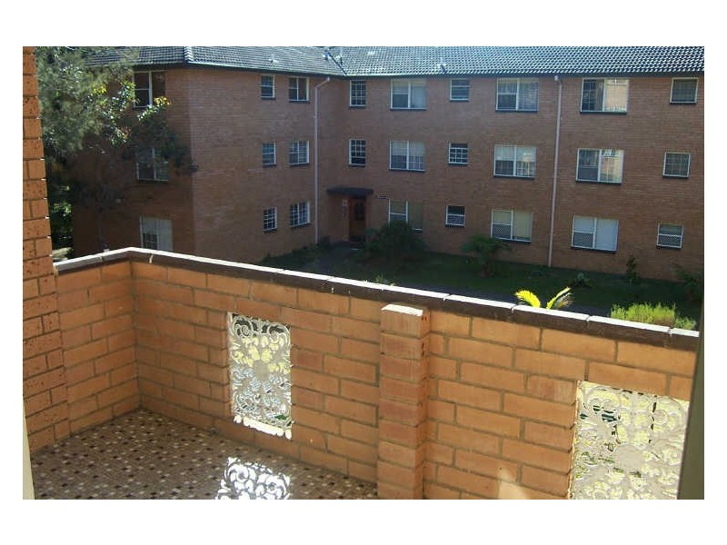 13/67-71 Flora Street, Kirrawee NSW 2232