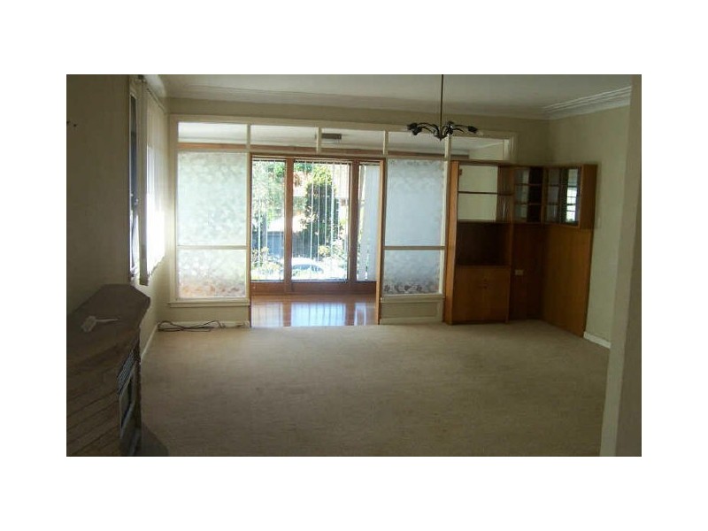 11 Bidurgal Avenue, Kirrawee NSW 2232