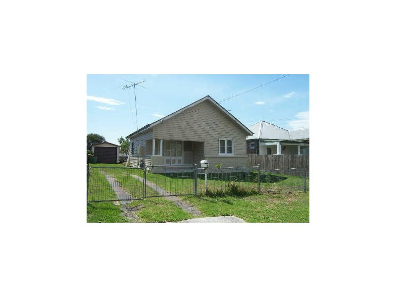 74 Belmont Street South, Sutherland NSW 2232