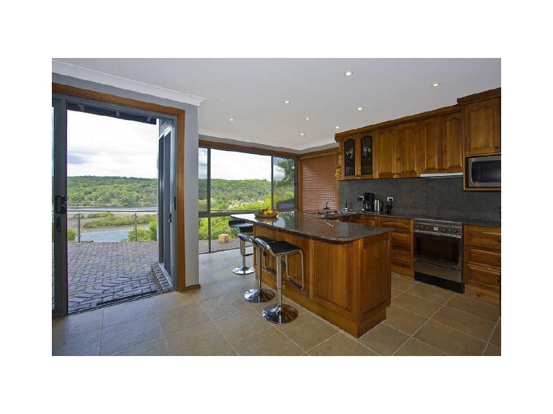 38 Mansion Point Road, Grays Point NSW 2232
