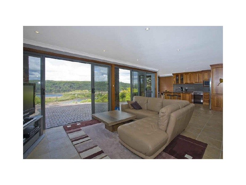 38 Mansion Point Road, Grays Point NSW 2232