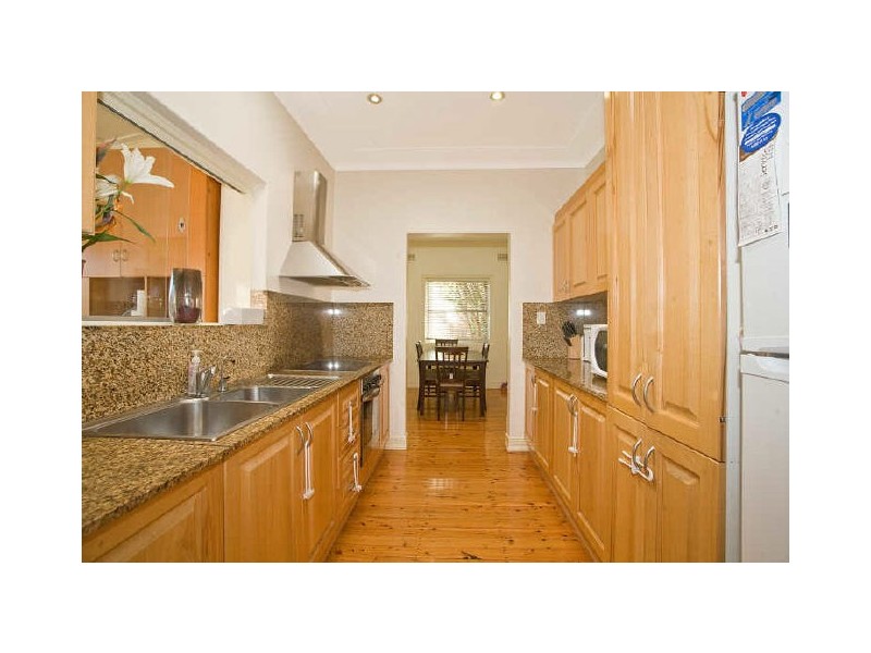 33 Old Taren Point Road, Taren Point NSW 2229