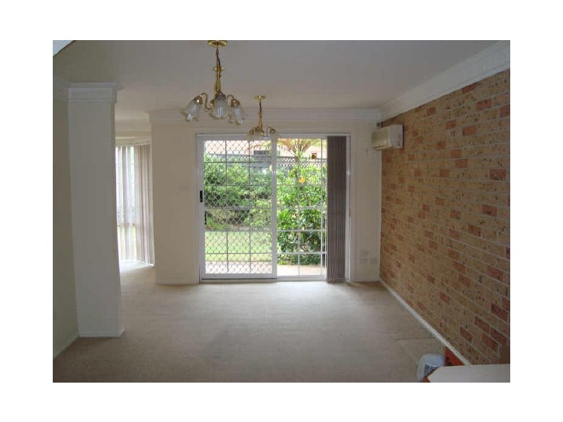 2/64 Manchester Road, Gymea NSW 2227