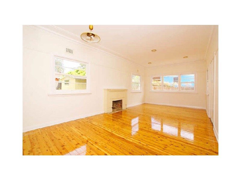 262 President Avenue, Miranda NSW 2228