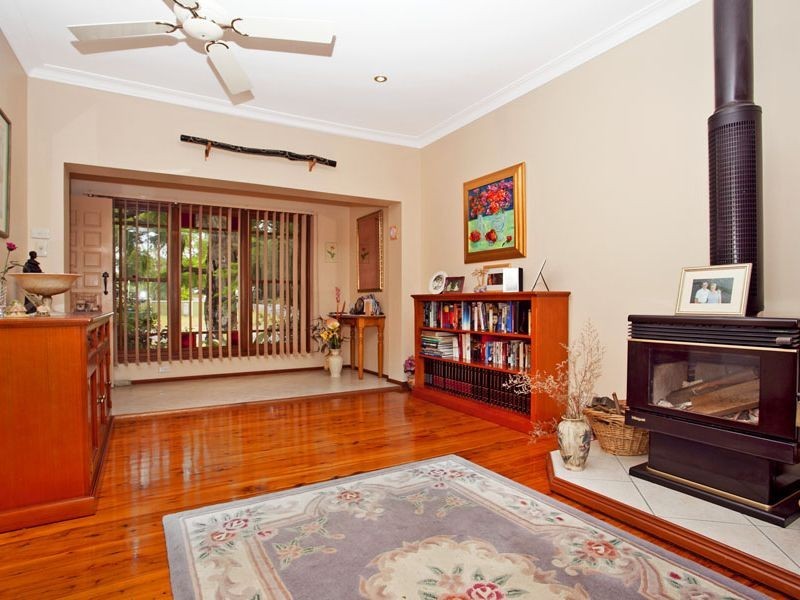 71 Bunarba Road, Gymea Bay NSW 2227