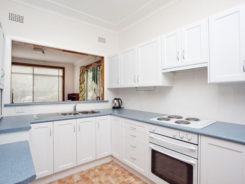 7 Pollard Place, Kirrawee NSW 2232