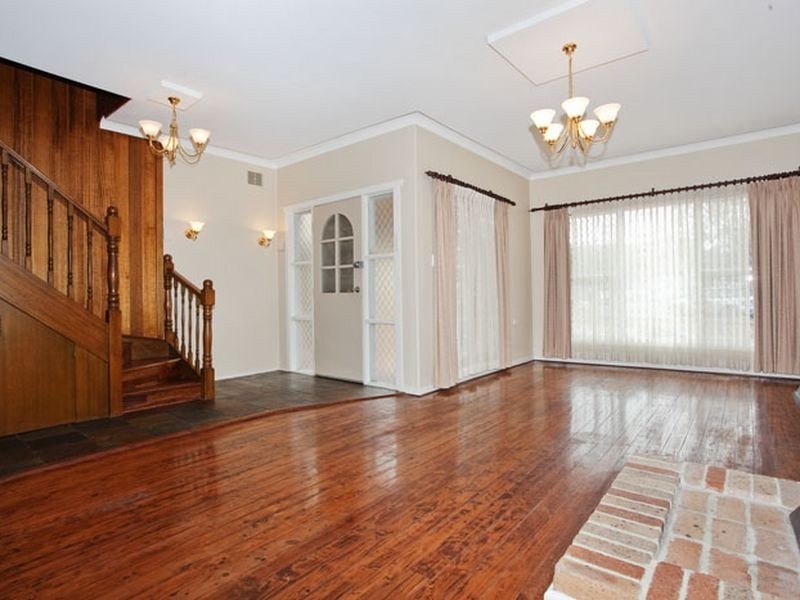 217 Gymea Bay Road, Gymea Bay NSW 2227